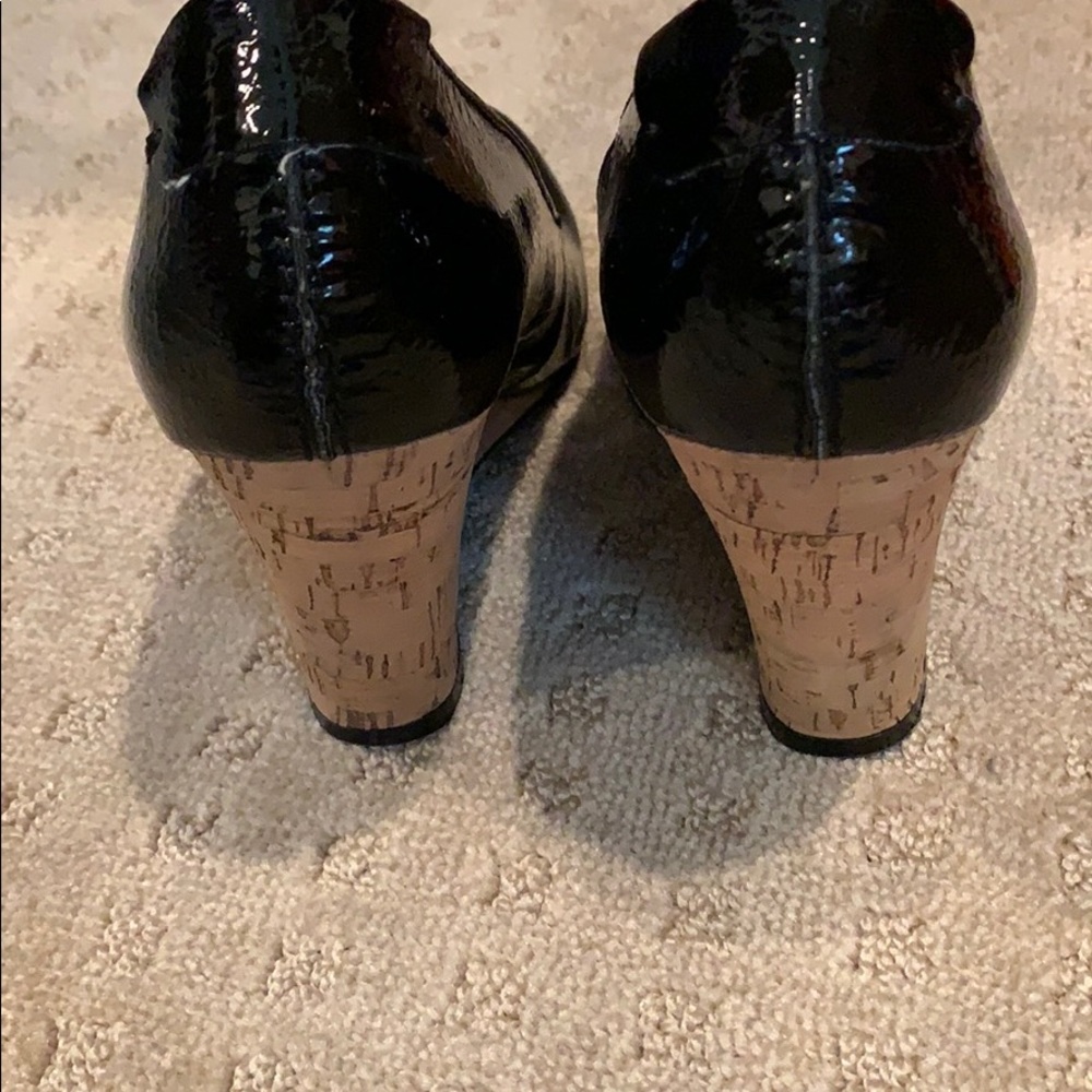 Shoes - Picture 2 of 3